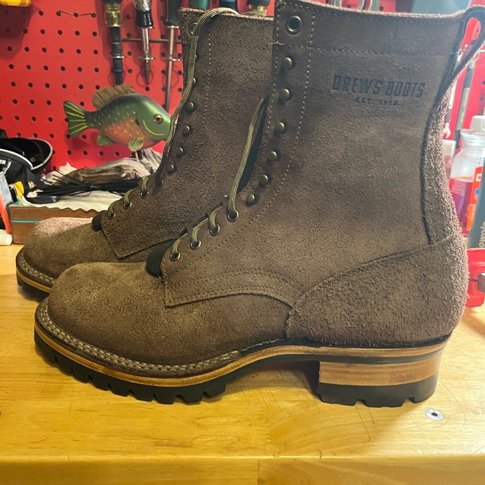 Drew’s Boots Logger, brown rough size 11.5D 8inch height nicks kilty